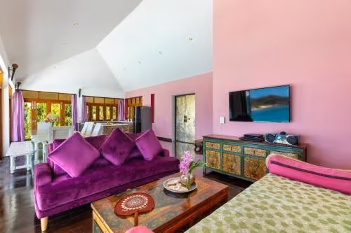 Villa - Beach Front