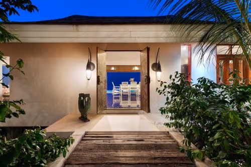 Villa - Beach Front