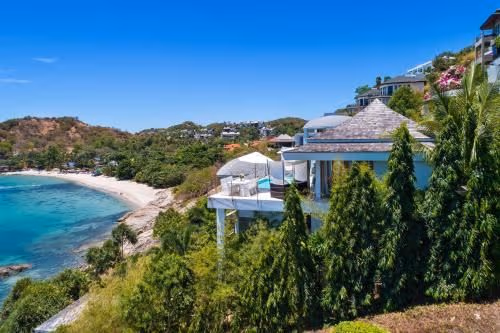 Villa - Beach Front