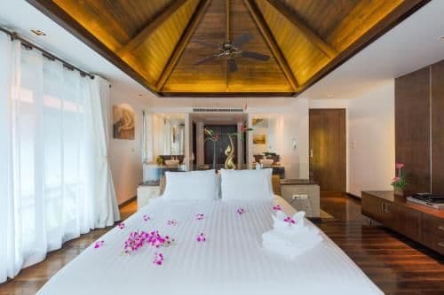 Villa with Sea View