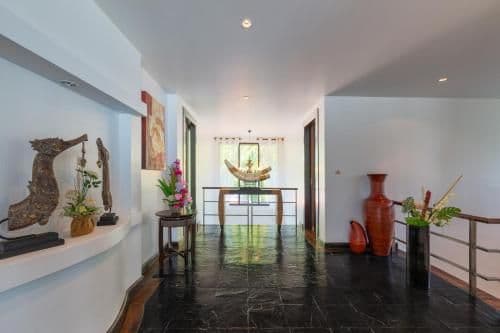 Villa with Sea View