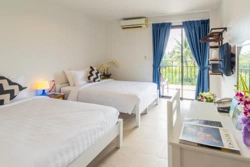 Standard Twin Room