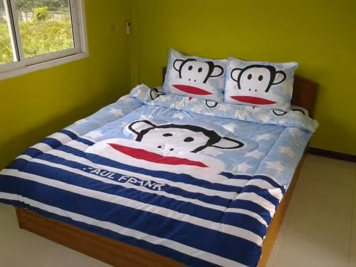 Deluxe Room (2 Adults + 1 Child)