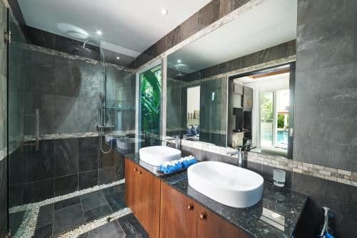 Deluxe Double Room with Shower