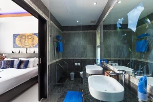 Deluxe Double Room with Shower