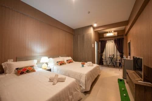 Deluxe Family Room