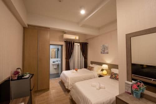 Standard Twin Room