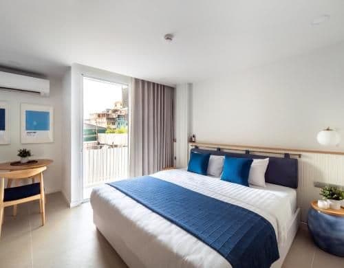 Studio Apartment