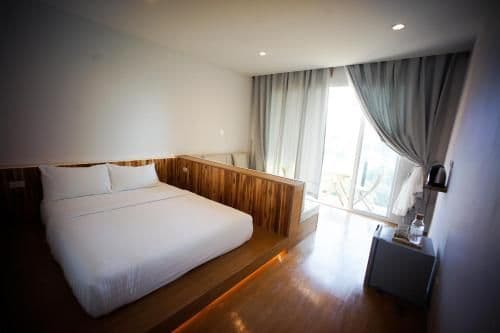 Queen Room with Balcony