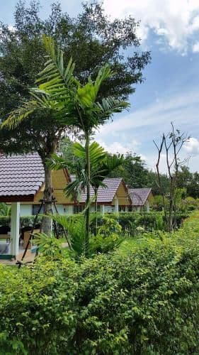 Bungalow with Patio
