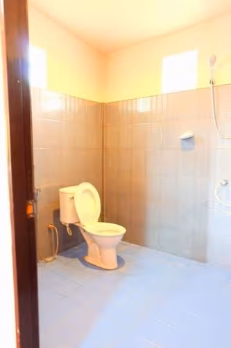 Economy Triple Room