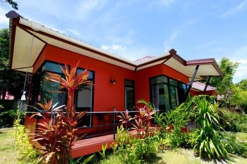 Villa with Garden View