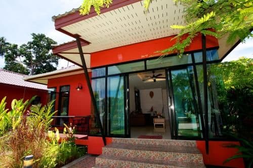 Villa with Garden View