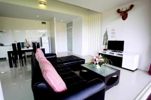 Family Room with Lake View