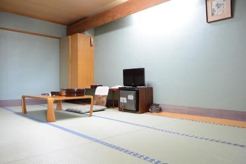Japanese-Style Room Selected at Check-In with Shared Bathroom