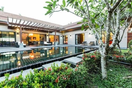 Deluxe Five-Bedroom Villa
