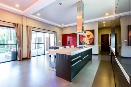 Deluxe Five-Bedroom Villa