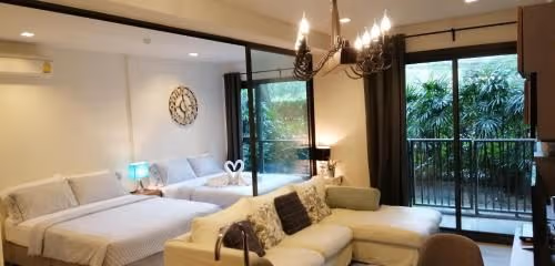 Deluxe Apartment