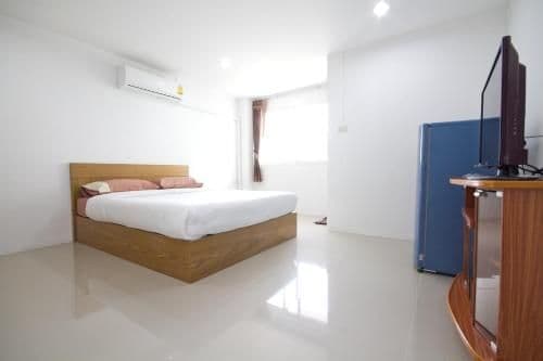 Standard Double Room - Non-Smoking