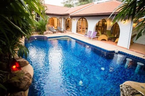 Grand Condo Wasana Pool Villa 300 meter from beach