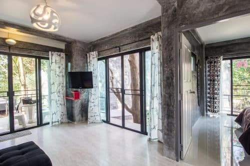 One-Bedroom Villa
