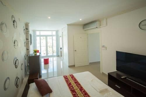 Deluxe Double Room with Balcony