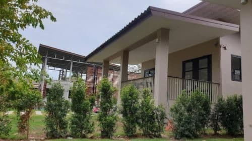 Deluxe Bungalow with Garden View