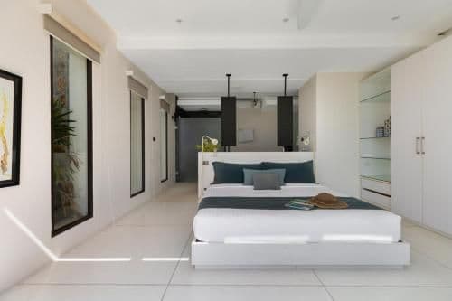 Villa with Sea View