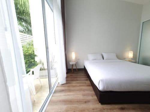 Standard King Room