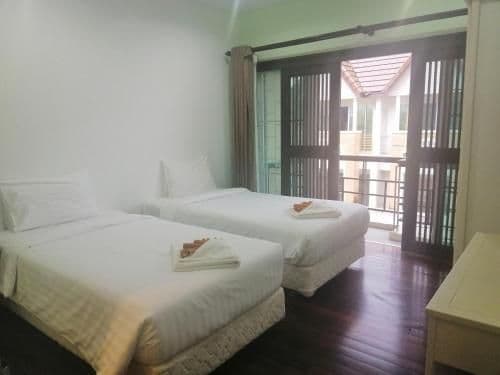 Twin Room with Balcony