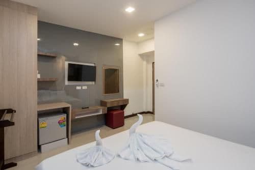 Large Apartment with Sea View