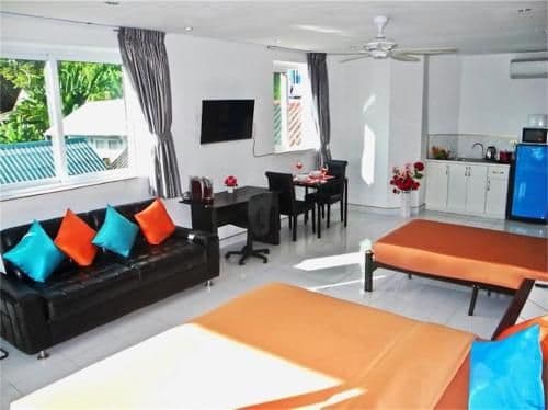 Studio Apartment with Sea View
