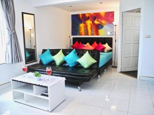 Studio Apartment with Sea View