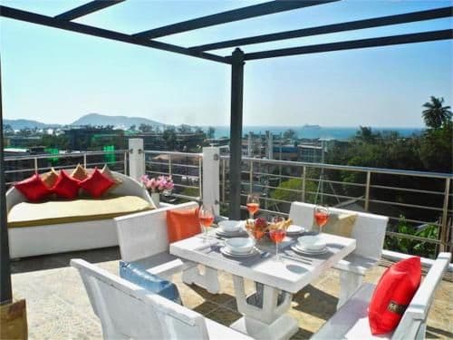 Studio Apartment with Sea View