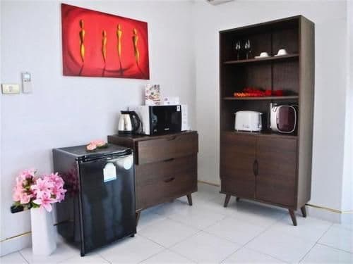 Studio Apartment with Sea View