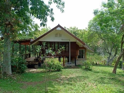 Bungalow - Water Front