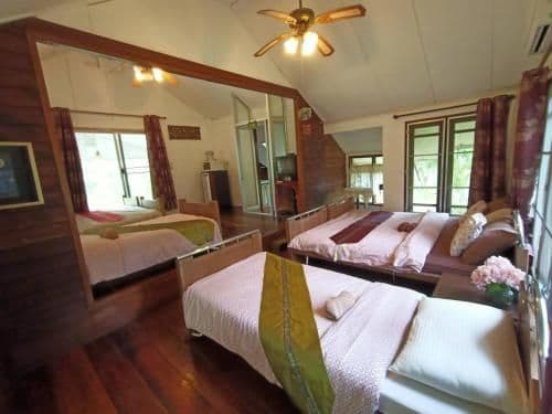 Bungalow - Water Front