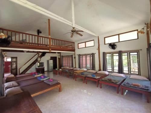 10-Bed Mixed Dormitory Room