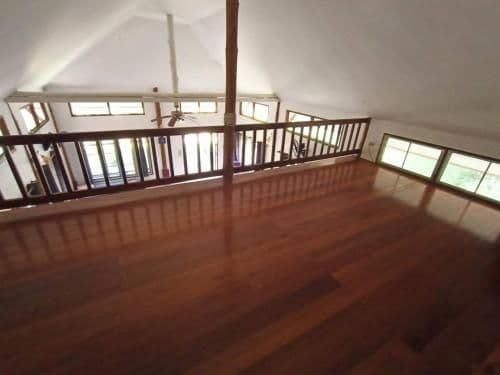 10-Bed Mixed Dormitory Room