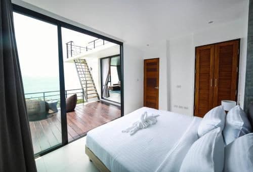 Villa with Sea View