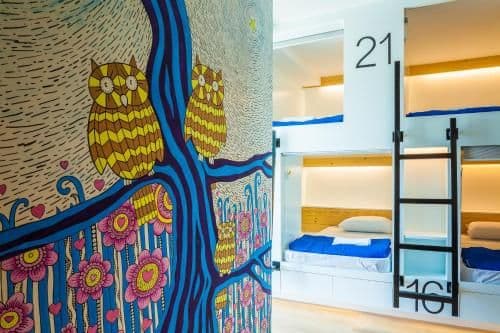Travel Light Hostel Pattaya Travel Light Hostel Pattaya