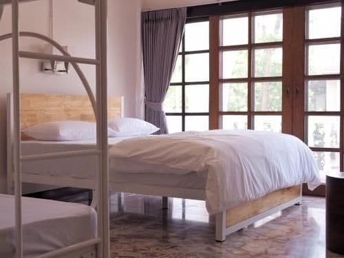 Economy Quadruple Room with Shared Bathroom