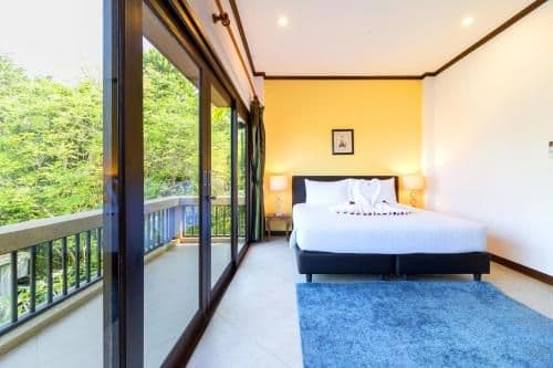 3-Bedroom Villa with Sea view