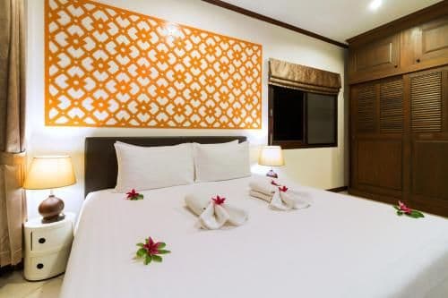2-Bedroom Villa with Sea View
