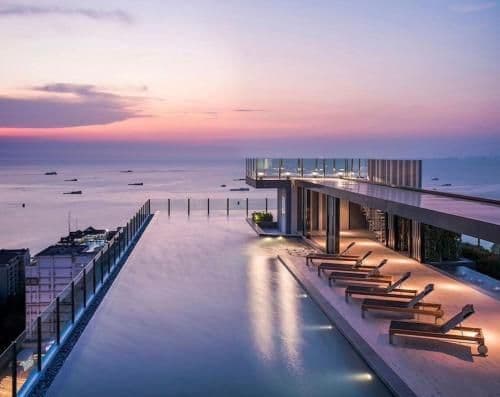 The BASE Pattaya by Zhang