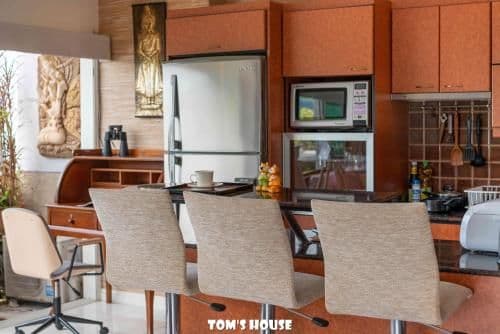 Studio Apartment with Sea View