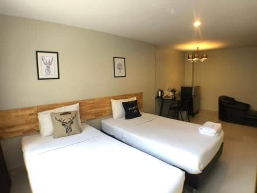 Twin Room with Private Bathroom