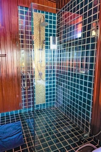 King Suite with Spa Bath