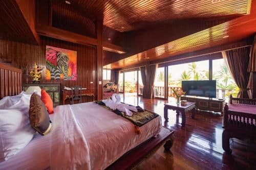 King Suite with Spa Bath