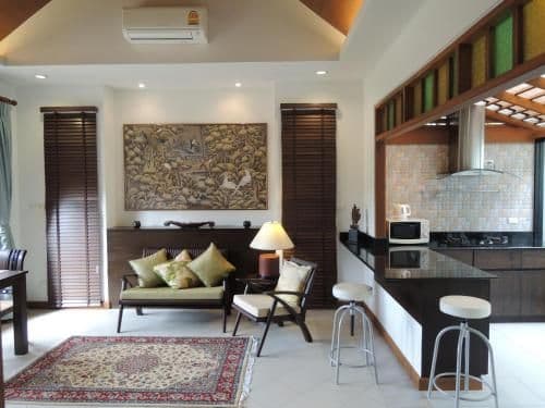 Villa with Garden View